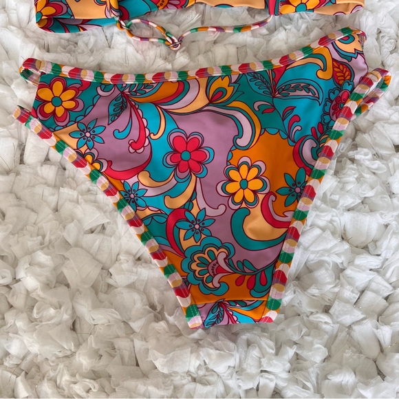 NWT Boho Wavy Striped Strappy V-Neck Top & Cutout Bikini Set SIZE SMALL - Picture 9 of 17